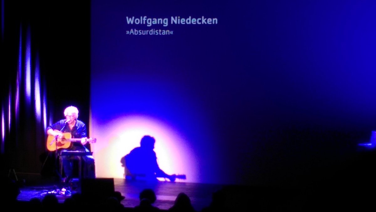 ghooffacker's tweet photo. Viel zu lang haben wir akzeptiert / dass man Fakten einfach ignoriert" #WolfgangNiedecken #Menschenrechtsfilmpreis #DMFP18 https://t.co/NQYJ4ZSXhH