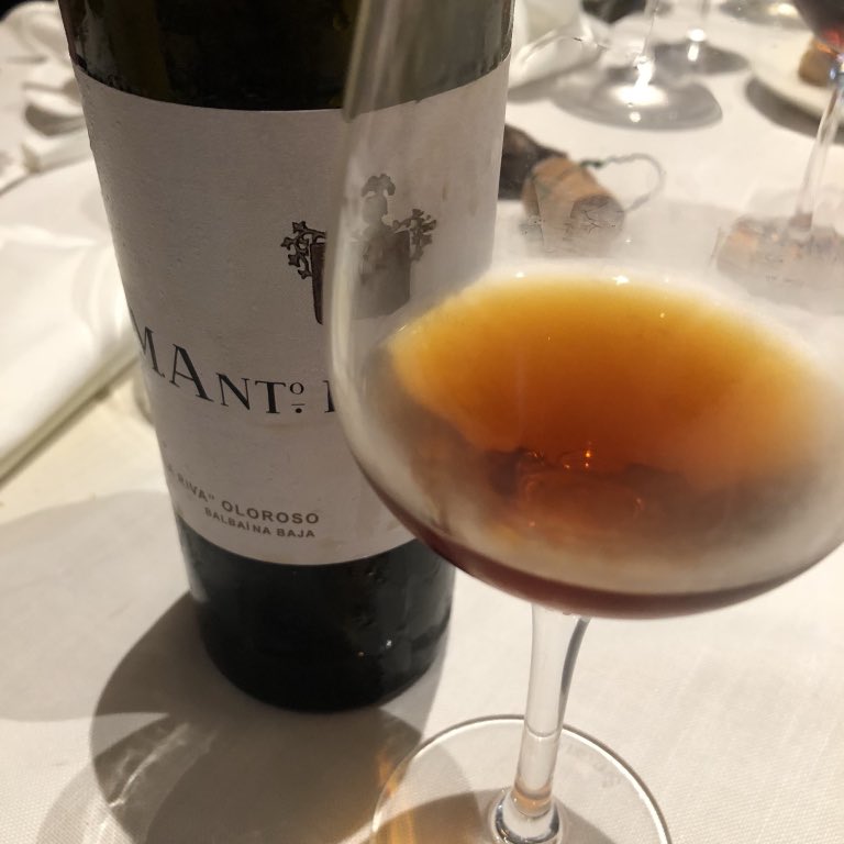Oloroso De La Riva Balbaina Alta -an absolute cracker of an oloroso #oloroso #viejo #balbaina #delariva undertheflor.com/2018/12/08/olo…