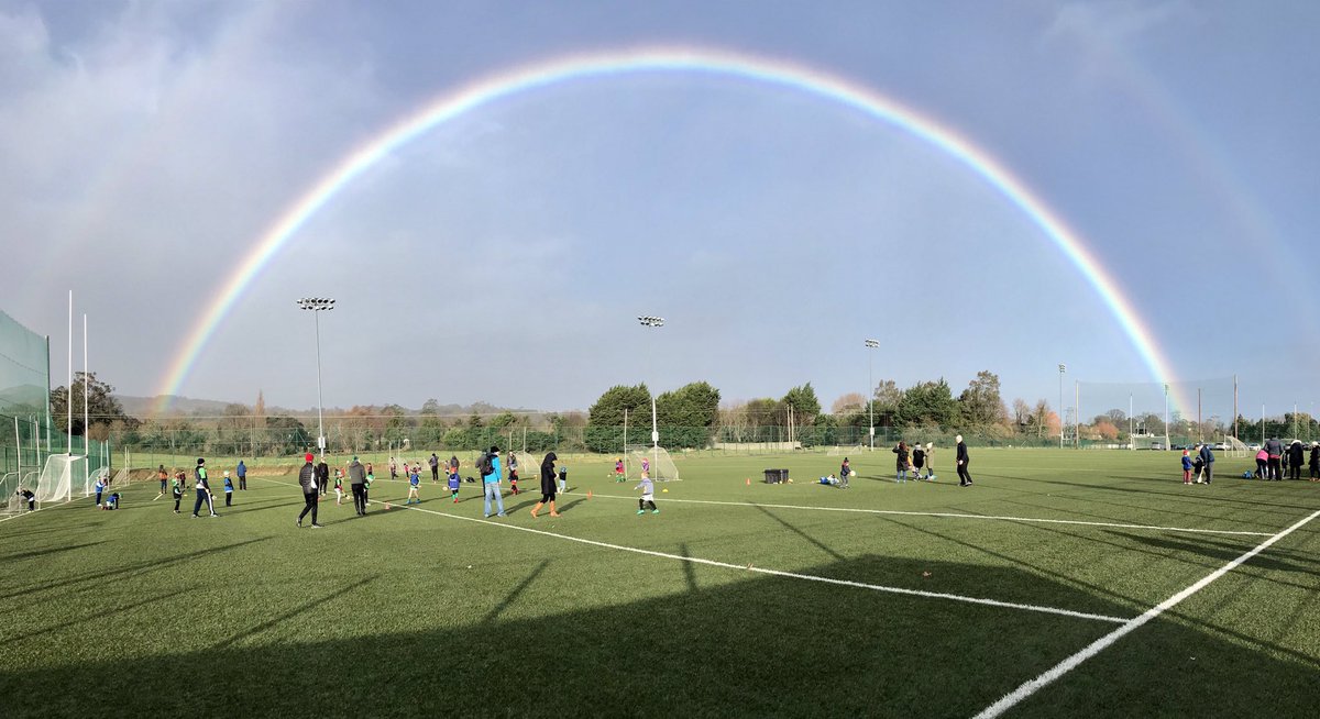 DB (@declan_bowe) on Twitter photo Last Training Session for <a href="/BrayEmmets/">Bray Emmets GAA Club</a> Junior & Academy 🏐 #GAA #Bray .... with a visit from Santa Claus 🎅🏻 afterwards .... Happy Athletes! Last Training Session for <a href="/BrayEmmets/">Bray Emmets GAA Club</a> Junior & Academy 🏐 #GAA #Bray .... with a visit from Santa Claus 🎅🏻 afterwards .... Happy Athletes!