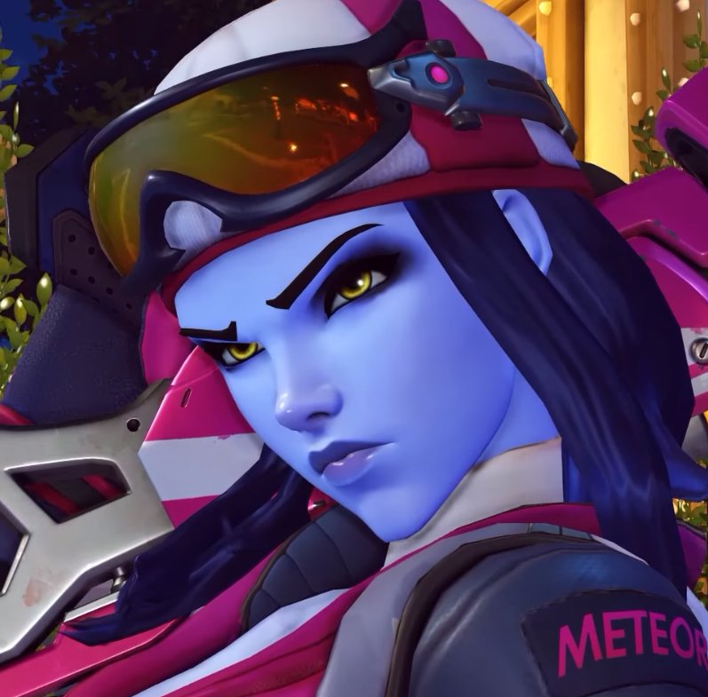 OverwatchWorld's tweet photo. Nouveau skin légendaire, cette fois-ci pour Fatale, disponible pendant l'événement Féerie hivernale (du 11/12 au 02/01) : Biathlon https://t.co/pS1DuIKo80 https://t.co/8lMgaVEkCw