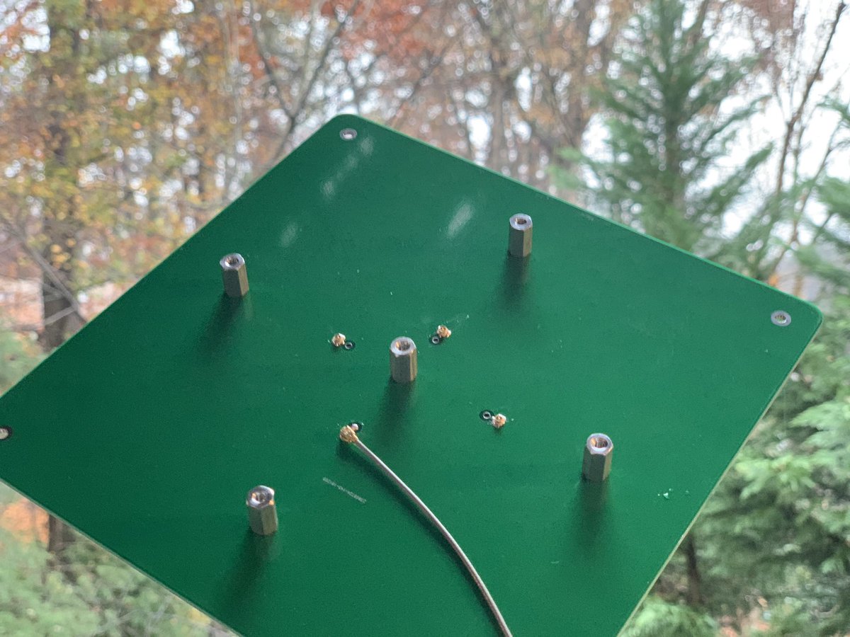 ibelings's tweet photo. In other news, received the 868 MHz or 915 MHz patch antennas. Will tune them next, but are exactly on the designed frequency. Hope to someday use 64 of these on a test array 1.35x1.35 m. #chirped #IoT @rfspace #ttn_mad #ttn_ams #LoRa #LoRaWAN #rf #patchantenna https://t.co/yHwOBAHiMI