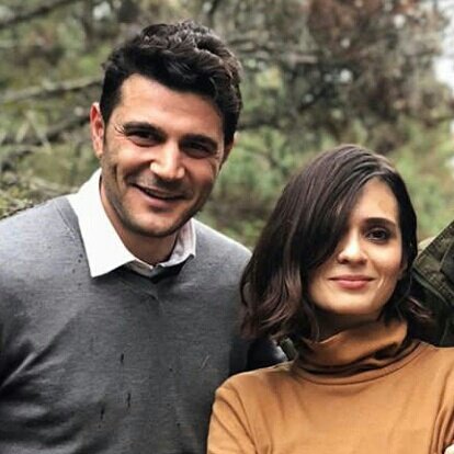 somawithluv's tweet photo. #NewProfilePic
#Söz
#BurakSevinç
#MeriçAral
#EyFet
#MerBur
BeSt couple ever 😎😍❤😉
@burak_sevinc @mericaral https://t.co/5bFCrEdaC2