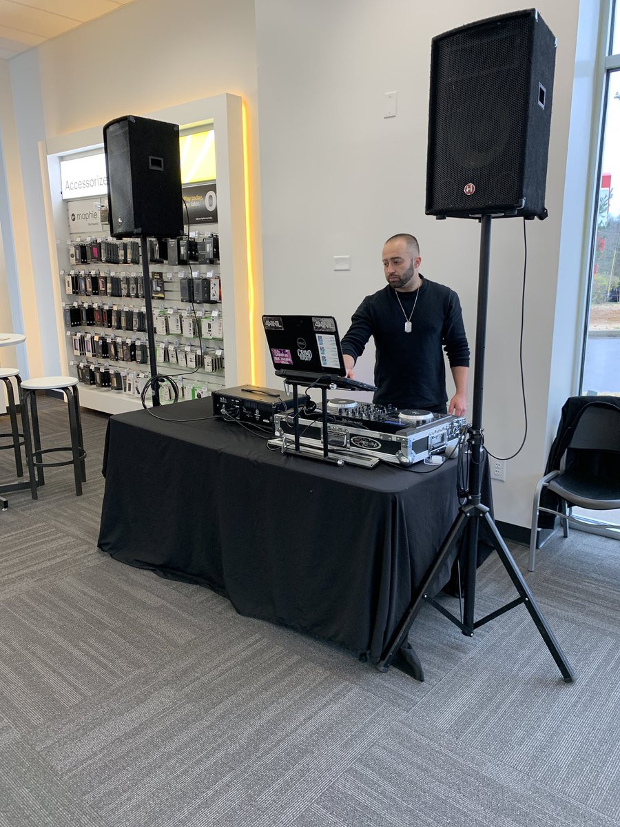 hermitage1578's tweet photo. Dj is ready to go!!! Stop by don’t miss out on Santa https://t.co/VJjktea6Qp