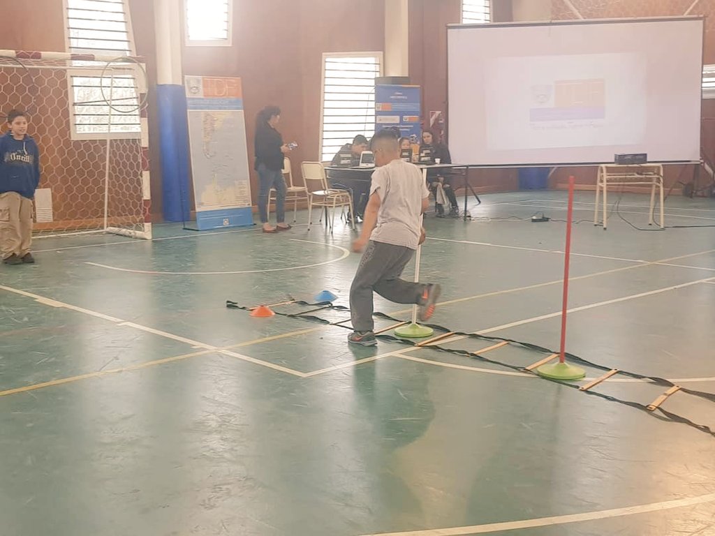GomezMarcela80's tweet photo. #TDFenFamilia @Deportes_tdf @ramirobravo_ #Juegos #Diversión #Ushuaia #Escuela47 https://t.co/6yk188dtwo