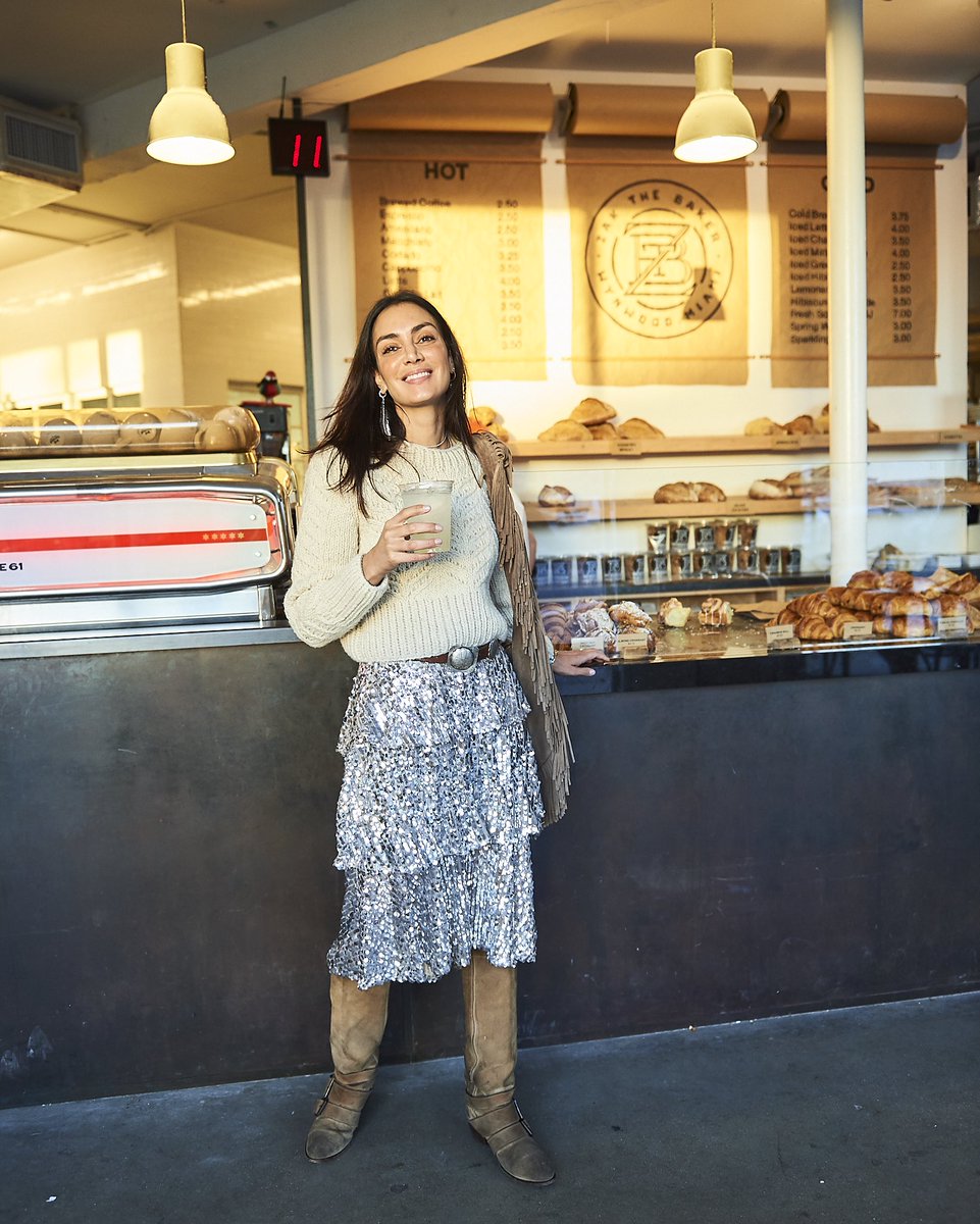 I had such a blast with <a href="/Uber/">Uber</a> during Art Week because I was able to interact with the art—and not have to worry about driving #ad #DoorsAreAlwaysOpening #ArtMovesU                                     uber.com/en/us/ride/?ut…