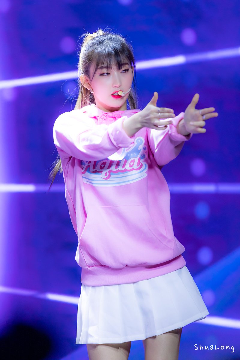 oahsispics's tweet photo. • • • #sua ♡ #유수아
➩ fansite pics!
© shua long ♡ #aqua #아쿠아 https://t.co/f8MuH0xhLa