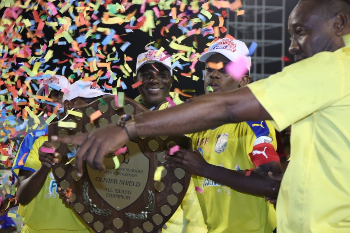 OfficialWATA's tweet photo. Congratulations ππ to Clarendon College, your 2018 Olivier Shield Champions #WATASBF2018 https://t.co/BQFFqF3TGY