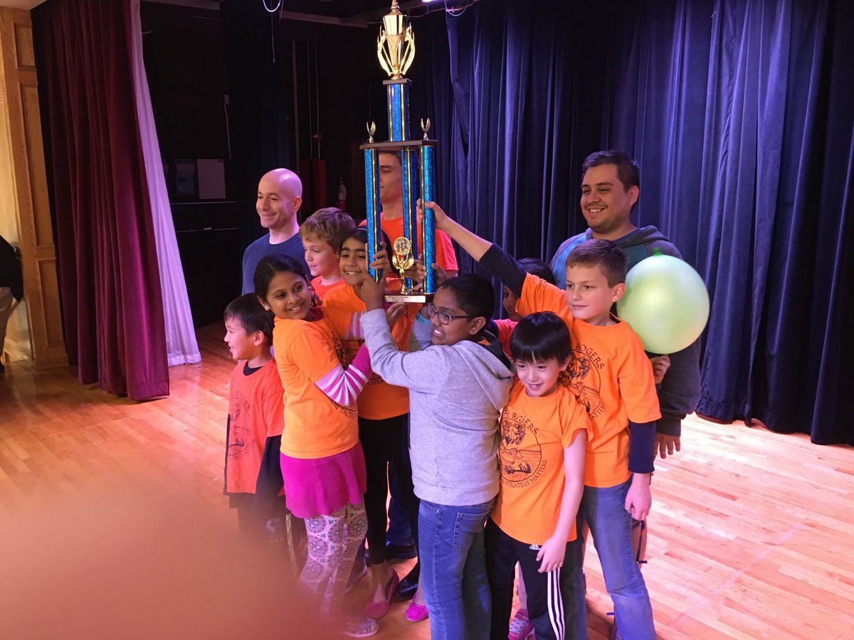 throgers1 tweet media