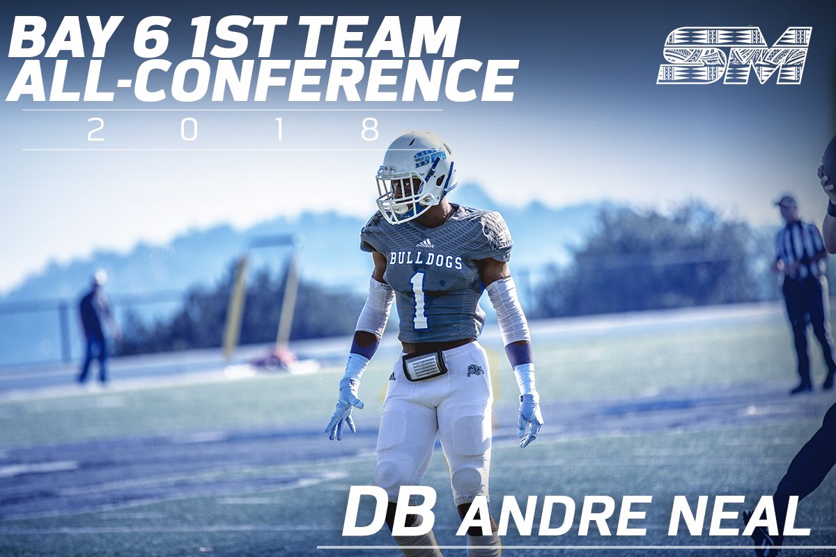 CSM_Football's tweet photo. Congrats @daRealDreNeal! #csmisdbu @Ogthetruth https://t.co/L7cIR5nONR