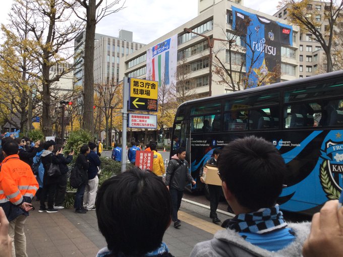 2018年川崎フロンターレ優勝パレード まとめ Togetter