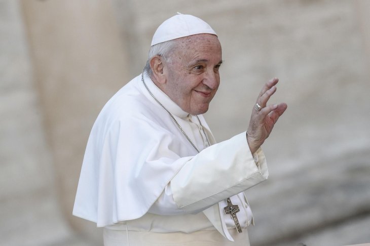 UltimaHoracom's tweet photo. El Papa pide respeto de los derechos humanos de las familias migrantes https://t.co/JFs4OmhiCn https://t.co/hLeSwF8T6B
