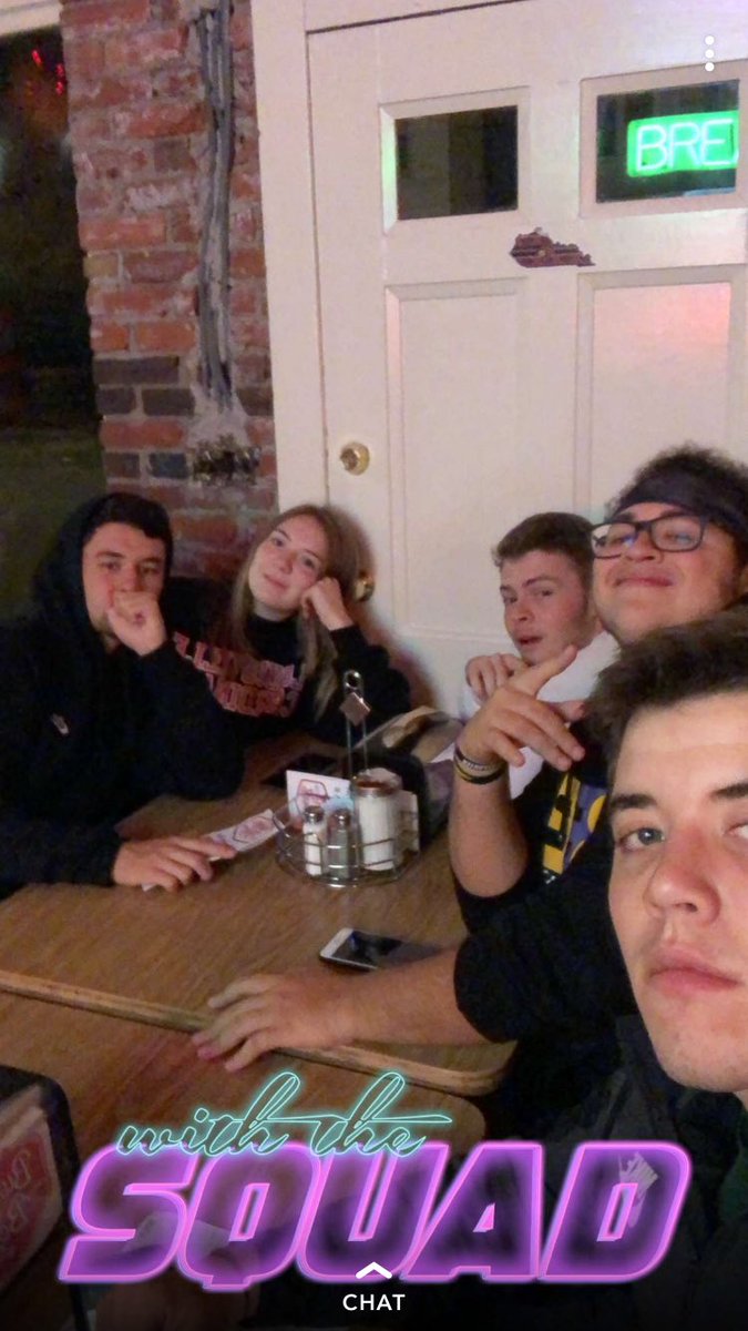 jerabe33's tweet photo. Happy birthday bruh 🥳 can’t wait for next semester 😈 #onbaby @HunterHughes128 https://t.co/bsEwKqb1wd
