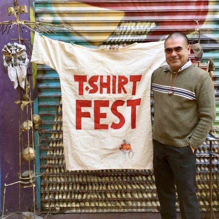 ¿Quién va? 🙋🏽‍♀️🙋🏻‍♂️🙋🏽‍♂️🙋🏼‍♀️Happening now #PasajeRodríguez #Tijuana 👚👕👚👕👚👕