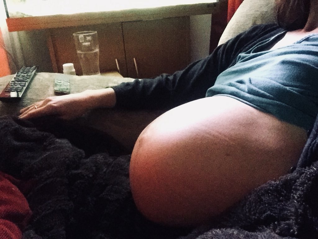 DampCatherine's tweet photo. Just chilling ☺️

#pregnantfetish #preggofetish #pregnant #fetish #camgirl #custom #paypig #piggy #nudes https://t.co/7zAnibAiSj