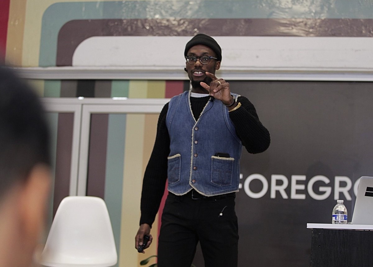 foregroundxyz's tweet photo. “Identifying your brand promise is essentially saying, ‘When you bring me on, this will be the outcome.’” - @TamonGeorge of @1CreativeTheory #FOREGROUNDxyz #MarketingfortheMany https://t.co/T4Rpyn1Ylz