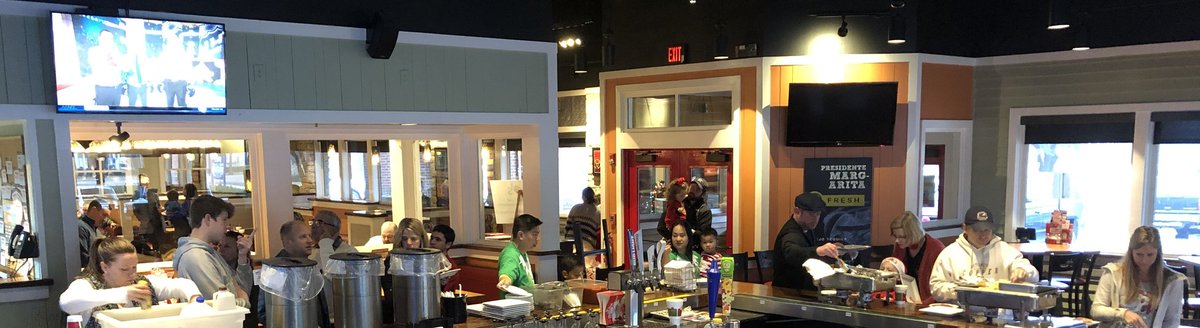 SpencerLong12's tweet photo. Breakfast with Santa today at Chili's Flower Mound! @brianl28 @domperry2 @michaelw0423 @ChilisJobs #CommunityWellbeing #ChilisLove https://t.co/irsxK3ecjg