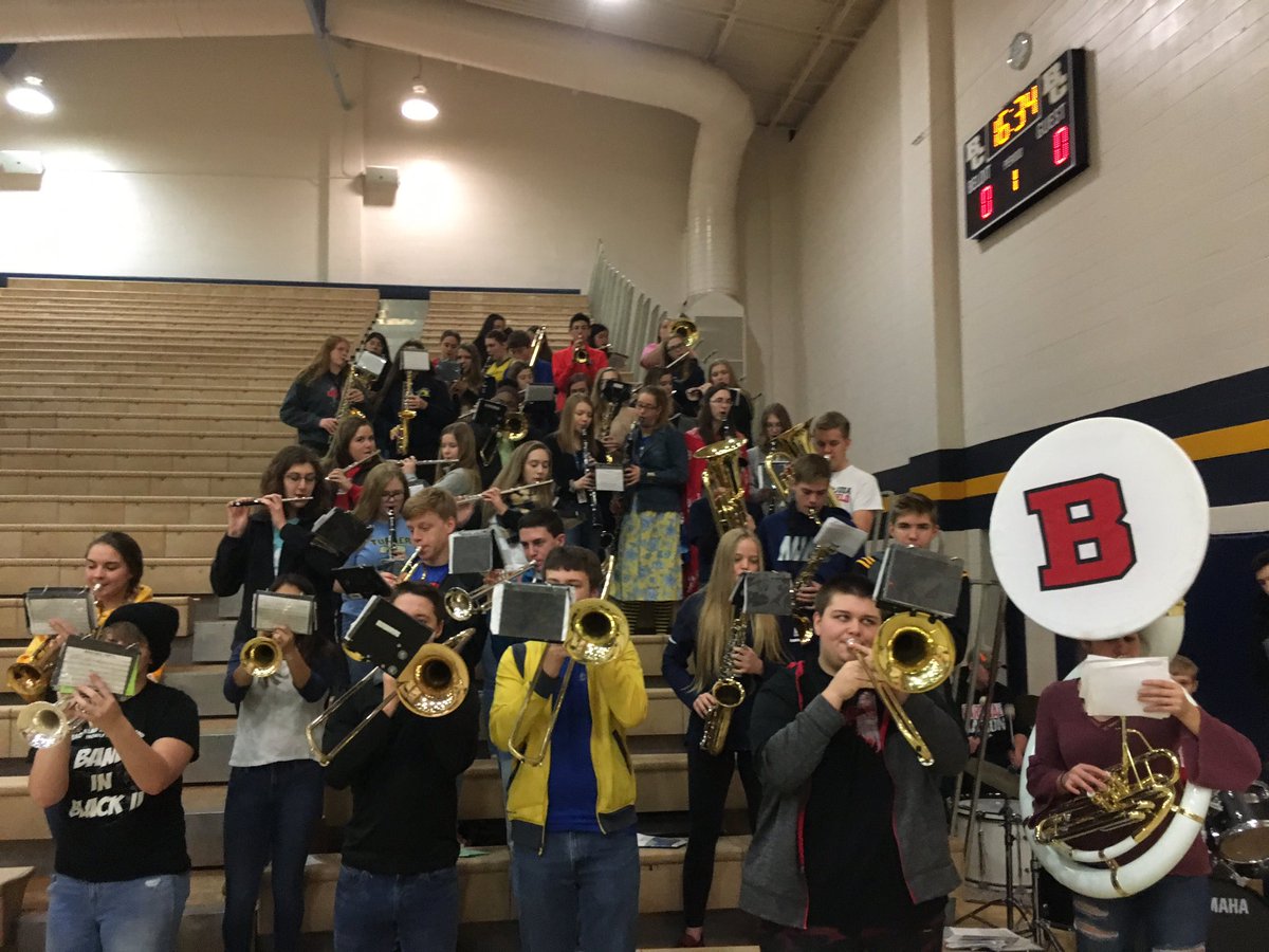 BrodheadBand's tweet photo. BHS band entertains Beloit College Crowd#Wearecardinals https://t.co/yorCxT999K