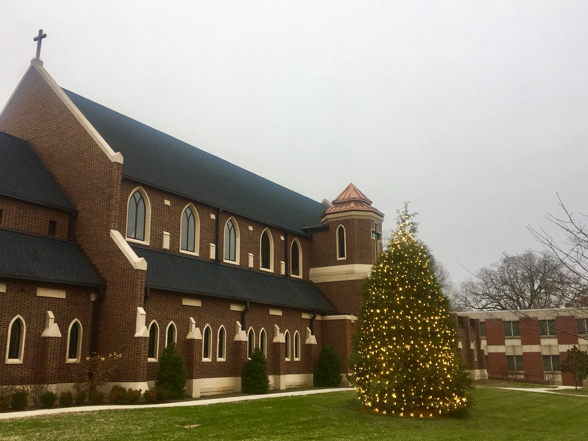 SophiaLRU's tweet image. #LRViews in Christmas🎄💭