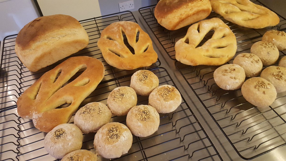 conibearskitchn's tweet photo. First Steps bread course today @conibearskitchn with lovely mother &amp; daughter duo Spending quality time together making delicious bread &amp; memories too! Do you fancy a get together with family/friends whilst making homemade bread? #conibearskitchen #realbread  #breadmakingcourses https://t.co/y7jVY5J7RV
