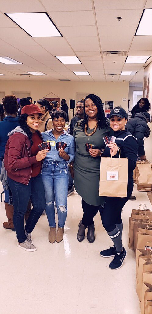 WBAYLD's tweet photo. #WBAYLD consistently has programs and panels but something we really love is serving the community! Pictured here are YLDers passing out “know our rights” cards as part of the #FeedTheHood initiative. https://t.co/MBbkLRS13G