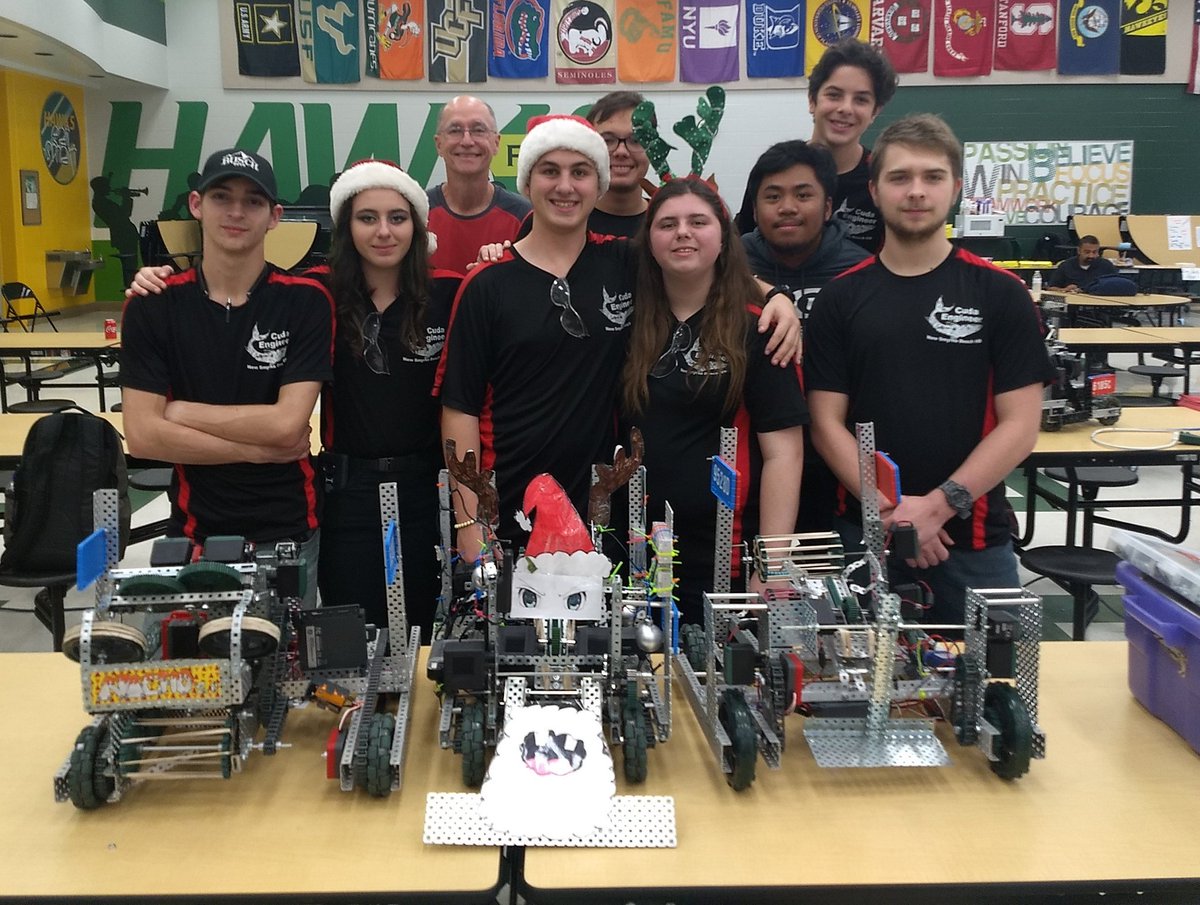 CudaEngineer's tweet photo. 2nd competition, second trip to the finals.  Robocudas rule! https://t.co/oFjRr2GtY3