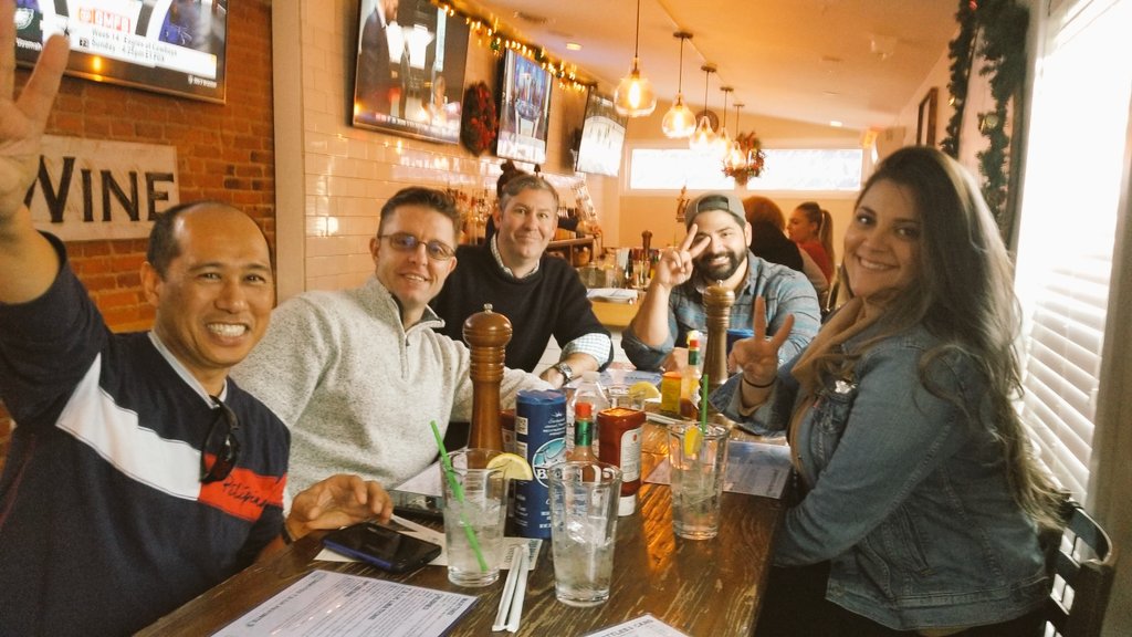 Proud to be part of the #TrojanFamily  This capstone group from <a href="/USCMPAOnline/">USC MPA Online</a> <a href="/USCPrice/">USC Price School</a> presented the culmination of tons of hard work for <a href="/StPatsCentrWilm/">St. Patrick's Center</a>  They served clients at our Christmas party &amp; tried scrapple after talking strategic analysis!  Amazing research &amp; ❤'s