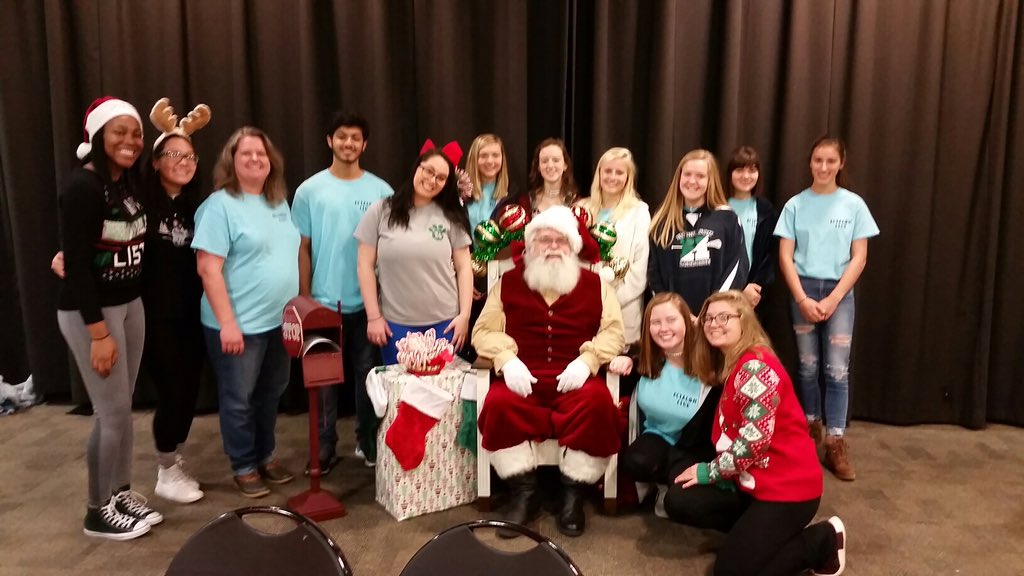 Shout out to Harrison Octagon Club for helping the Kennesaw Optimists today with the Annual Santa Breakfast in downtown Kennesaw! #HoyasGiveBack