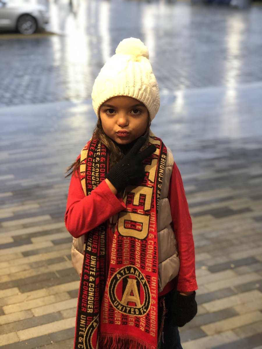 JosiahBurdge's tweet photo. Pregame at #THDBackyard getting ready for @ATLUTD to bring home the #MLSCup!!! #WeGonShine ๐ดโซ๏ธ https://t.co/pLI08nF4Ae