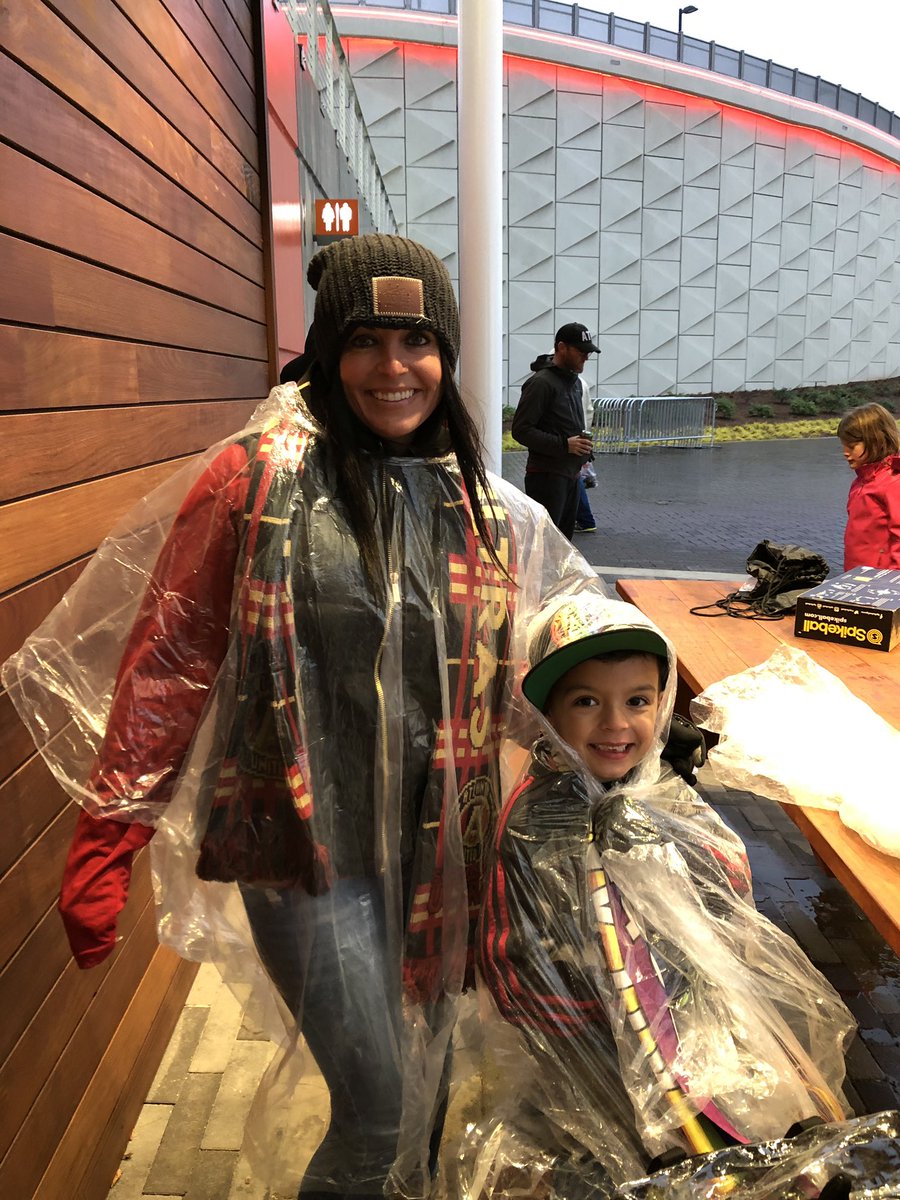JosiahBurdge's tweet photo. Pregame at #THDBackyard getting ready for @ATLUTD to bring home the #MLSCup!!! #WeGonShine ๐ดโซ๏ธ https://t.co/pLI08nF4Ae