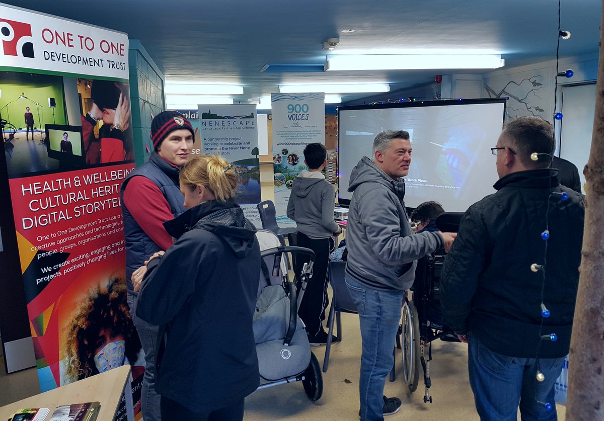 Day 2 of #900VoicesNene launch today at @NeneParkPboro a great day for bringing people together who didn't know each other, making connections, sharing digital art and film and celebrating all things Nene with <a href="/dreamingmethods/">Dreaming Methods</a> <a href="/nenescape/">Nenescape</a> <a href="/butcherluke/">Luke Butcher</a> <a href="/superbecks8/">Rebecca Jackson</a> <a href="/espmagazine/">ESP Magazine</a>