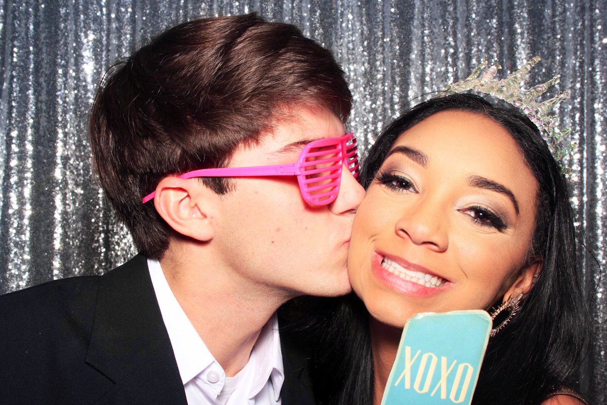 brucejoy33's tweet image. heart eyes for him