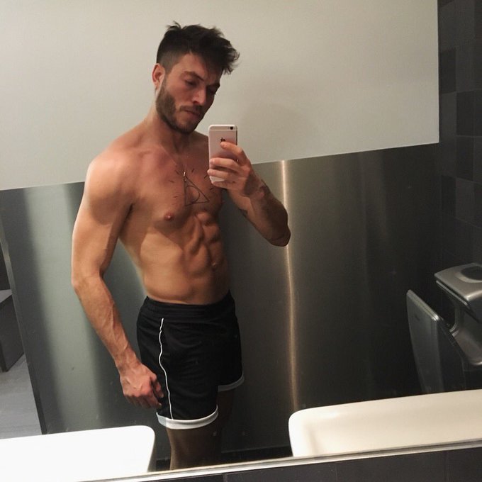#Gym done ? #workout #gay #lean https://t.co/nrVCEF0P0F