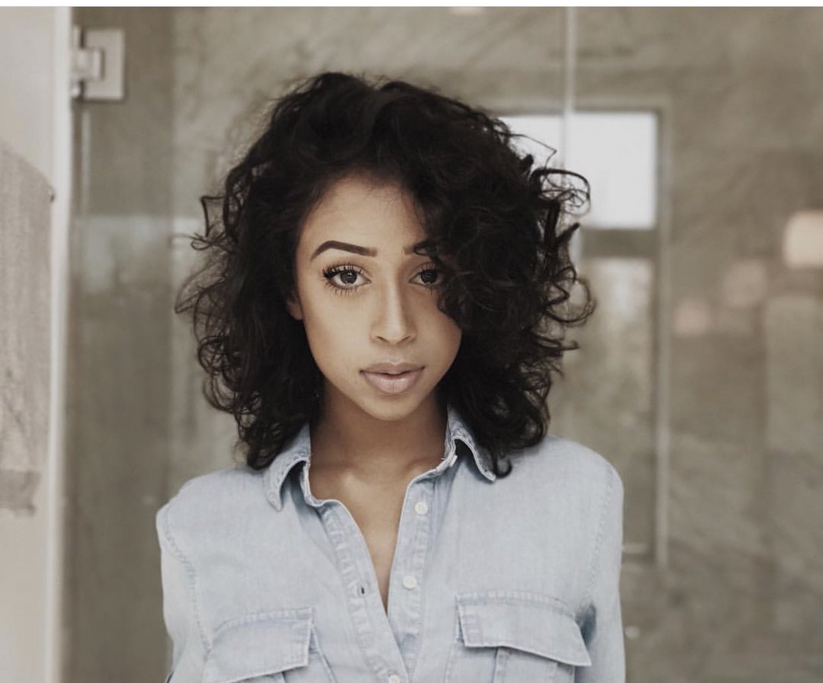 Stevenprokuda's tweet photo. Damn @lizakoshy did a great job in Mowgli!! https://t.co/v944HvbcuO