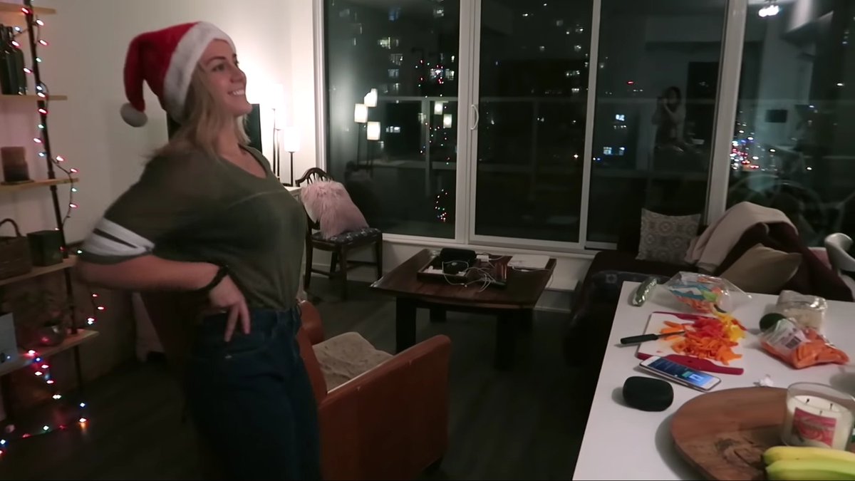 001Vyer's tweet photo. @krlstenmckenzie @sleclair09 thank you for making vlogmas ladies! I haven't had an xmas that felt like home for such a long time &amp; watching yall makes me feel like I'm at home thank you I luv you Kris &amp; Steph you ladies are absolutely fuckin amazing &amp; beautiful! ❤❤You Babe Crew https://t.co/vpJFFRipUR