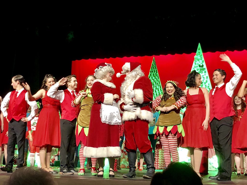 KrondaLISD's tweet photo. Our Christmas Season has officially started with the performance of “Christmas comes to The Colony”.  Baby Jesus was the cutest! ❤️ #ChristmasComesToTheColony https://t.co/yviXMP1VLM