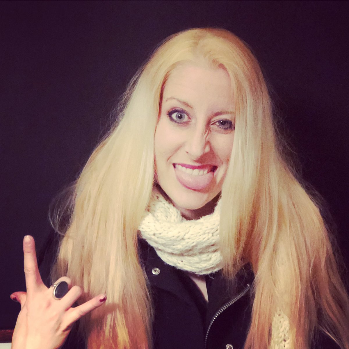 Así de rubia estoy para interpretar a #hodei en #otsoenlurraldean #webserie 2.denboraldia doa!!! 💪🏻