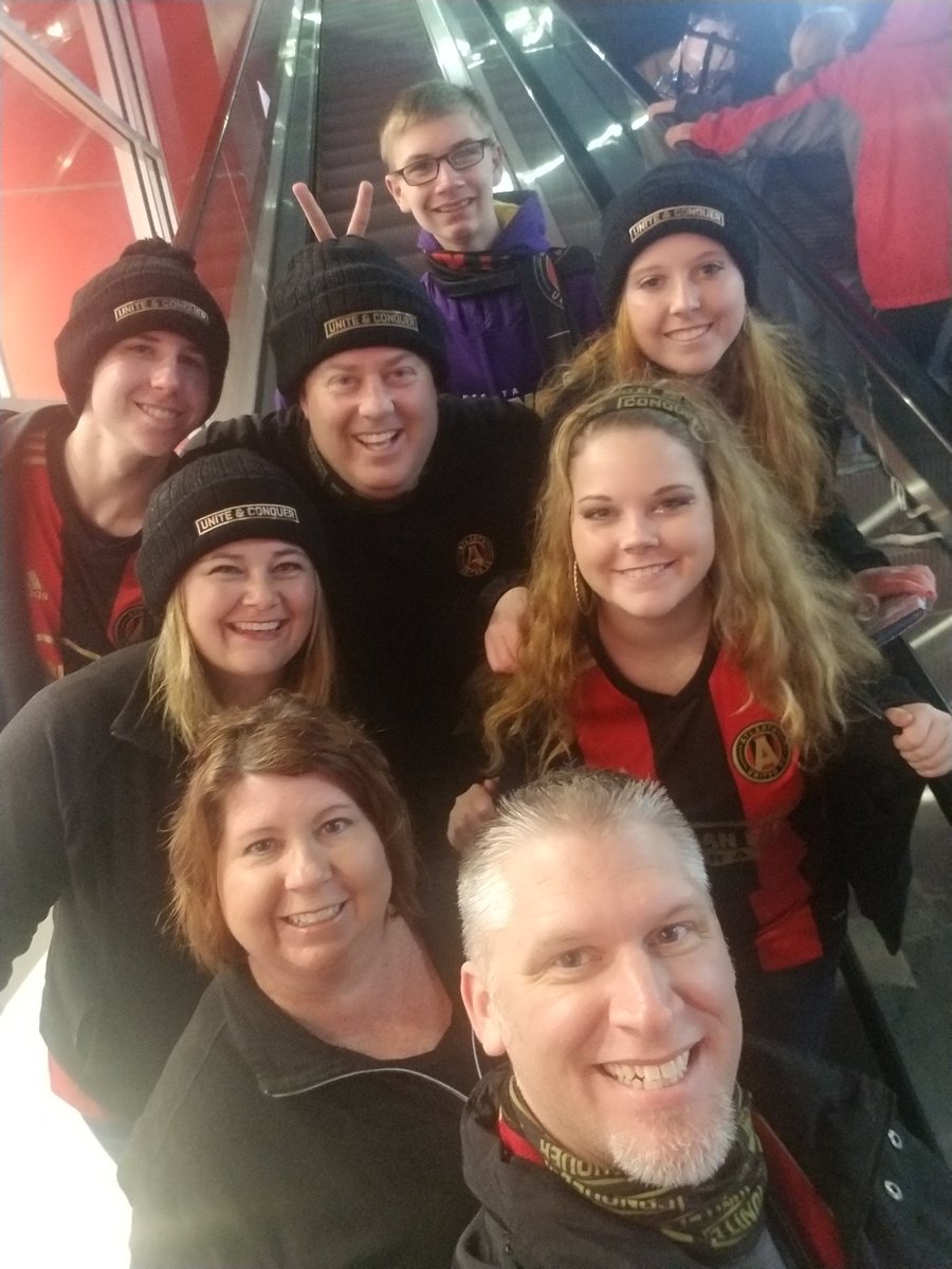 jstrom61's tweet photo. @ATLUTD #ATLUTD WE READY!! WE GON' SHINE!!!! https://t.co/BymAdKlhPL