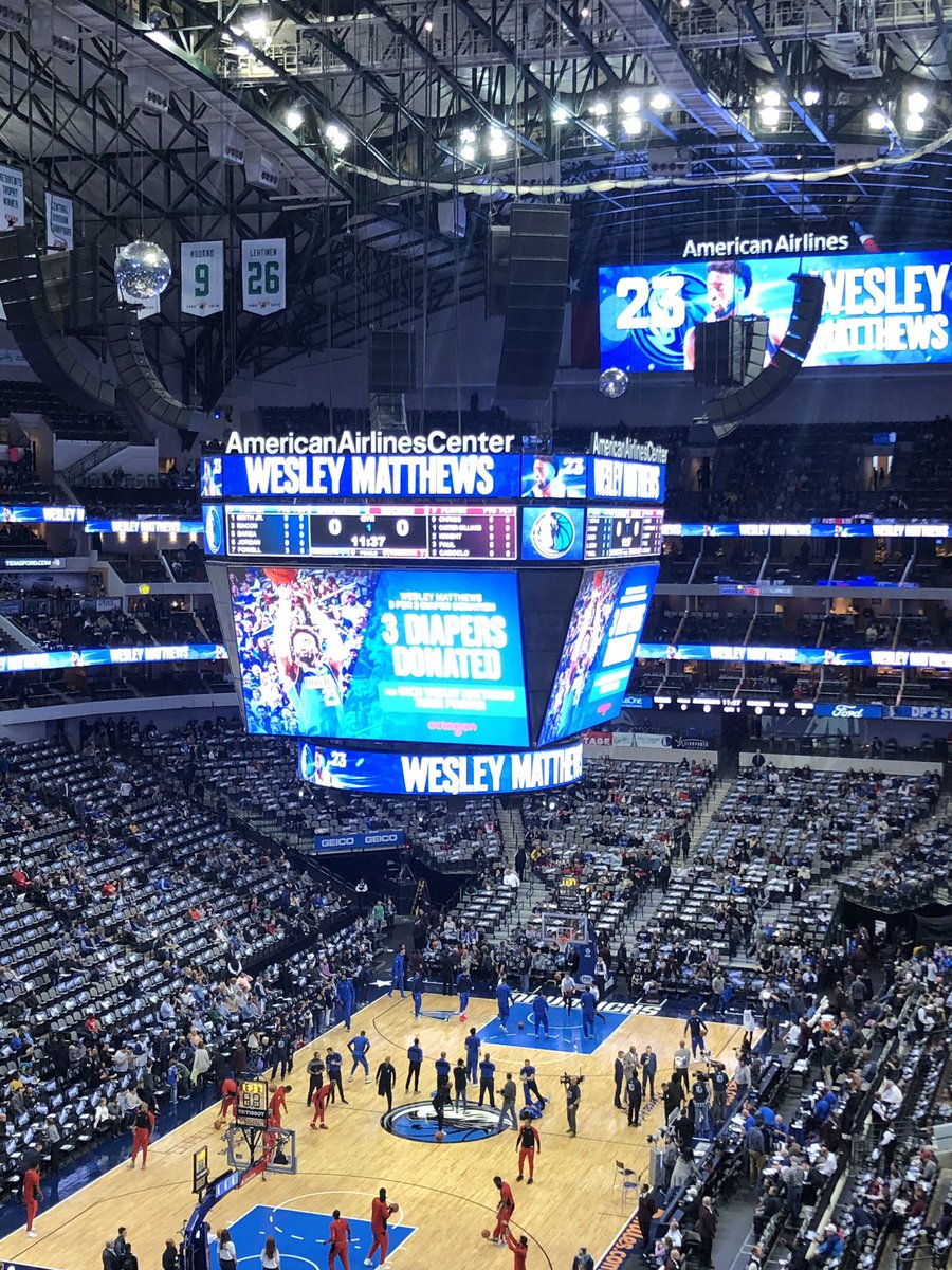 MontessoriMata's tweet photo. Mata is in the house at the Dallas Mavericks game tonight. Looks like a great time! Thanks Coach Cisneros for getting tickets donated. #matarocks https://t.co/BljWFN8u4h