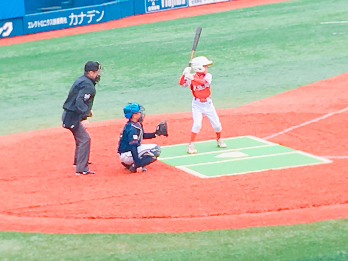 ポップアスリート On Twitter 第12回ポップアスリートカップファイナルトーナメント最終日 昨日の激闘を制し 勝ち残った4チームによる準決勝 決勝が行われます 準決勝第1試合は 関東代表富士シャークと東北代表成田オーシャンイーグルスの対決です Https T