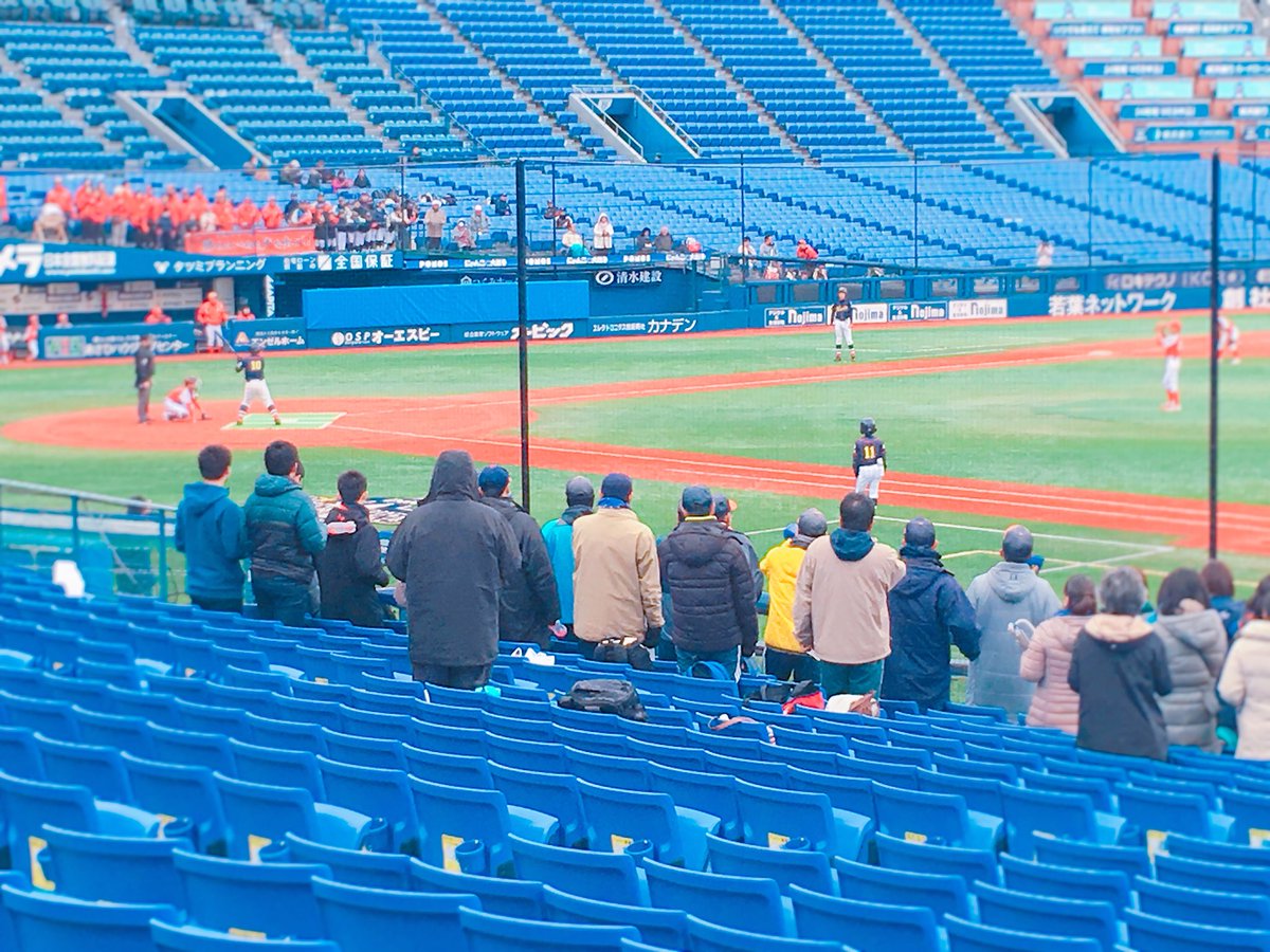 ポップアスリート 第12回ポップアスリートカップファイナルトーナメント最終日 昨日の激闘を制し 勝ち残った4チームによる準決勝 決勝が行われます 準決勝第1試合は 関東代表富士シャークと東北代表成田オーシャンイーグルスの対決です