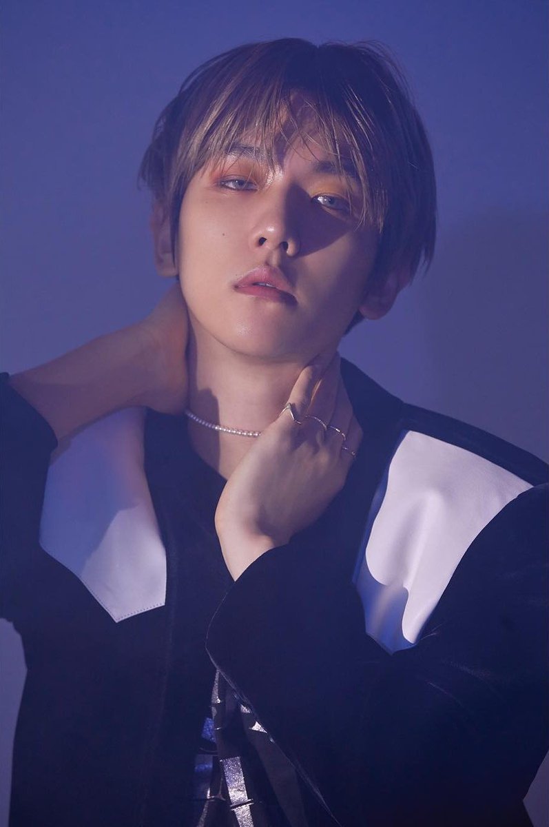 overdose_ksoo's tweet photo. [18.12.08] weareone.exo Instagram update - #LOVESHOT_BAEKHYUN (2/2)

EXO 엑소 The 5th Full Album Repacakge ‘Love Shot’

🎧2018.12.13. 6PM (KST)
👉https://t.co/lhvPmQwLRR

#weareoneEXO #EXO #LoveShot #LOVESHOT_EXO #LOVESHOT_CHANYEOLxBAEKHYUN @weareoneEXO https://t.co/DmkROTau64