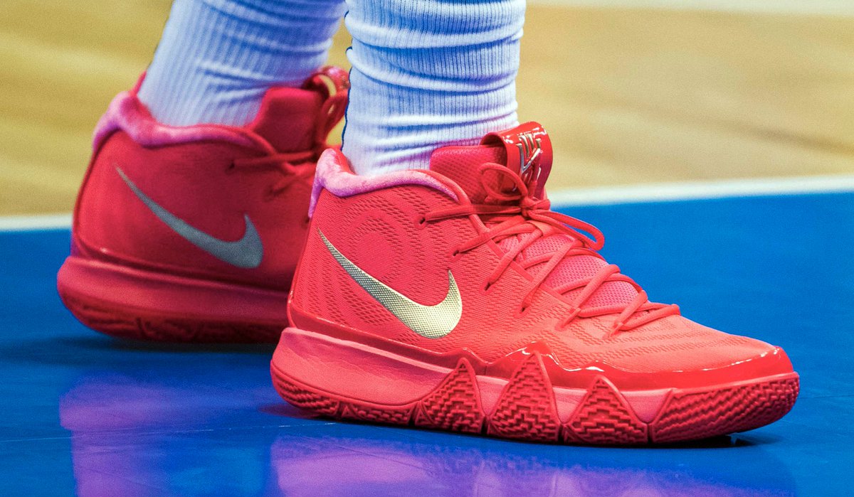 red carpet kyrie 4s