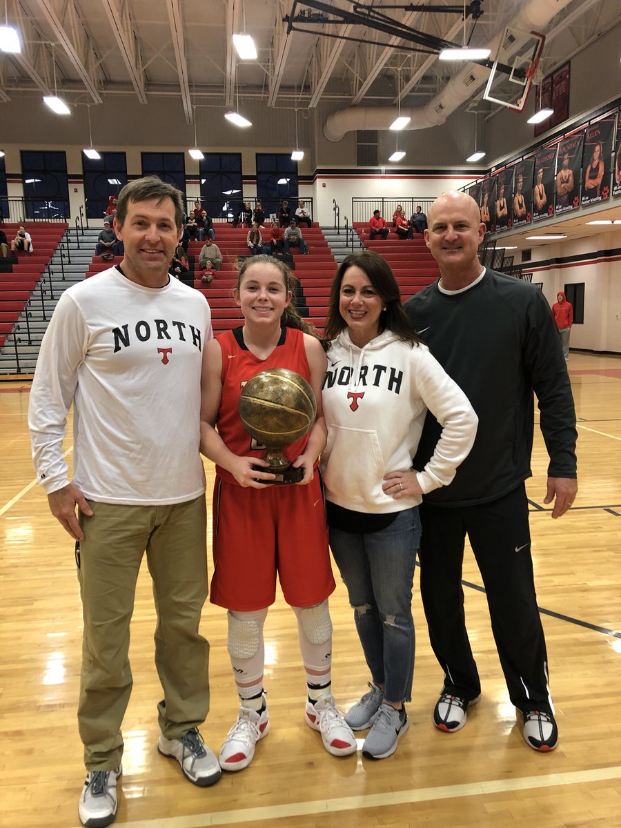 LadyTitansBall's tweet photo. Lady Titans cage the Panthers of Jackson Co tonight 52-39.  @AnsleyHall1 got her 1,000th point in a  26 pt effort, @jennatulenko_ with 11 and @haley_toci 5 reb, 3 assts, and 3 steals @KyleSandy355 @chris_starrs @ocleadersports @TheOEnews @northgareport https://t.co/fRcjjBfx0x