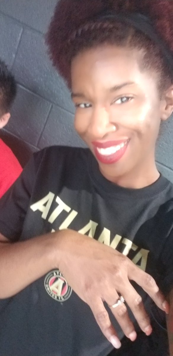 VirgoLover0903's tweet photo. I live down the street. Litty walk home!!! Go #atlanta #ATLUTD #Championships yeaaaa boiiiii!!!! @Atlanta__Sports @ATLUTD https://t.co/jscTPJ3Xlp