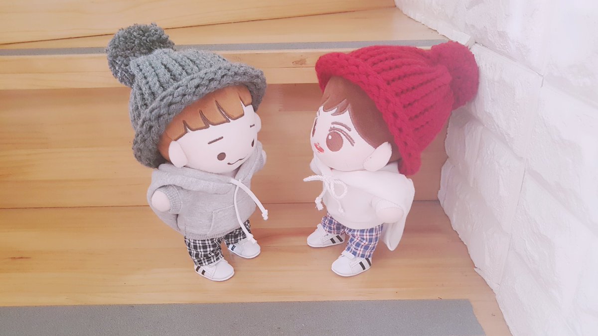 nai_meal's tweet photo. 겨울날의 쪼꼬망치들 (,,•﹏•,,)
@SP_factory @AKAshoesstore @tosooni_zip
#베베챠 #셀럽체니 https://t.co/3m0sRFgNcl
