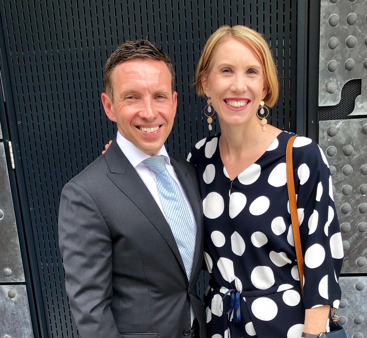 StephenABeckett's tweet image. Getting ready to #graduate #MastersOfBusiness #QUT ⁦@ShayneRetired⁩