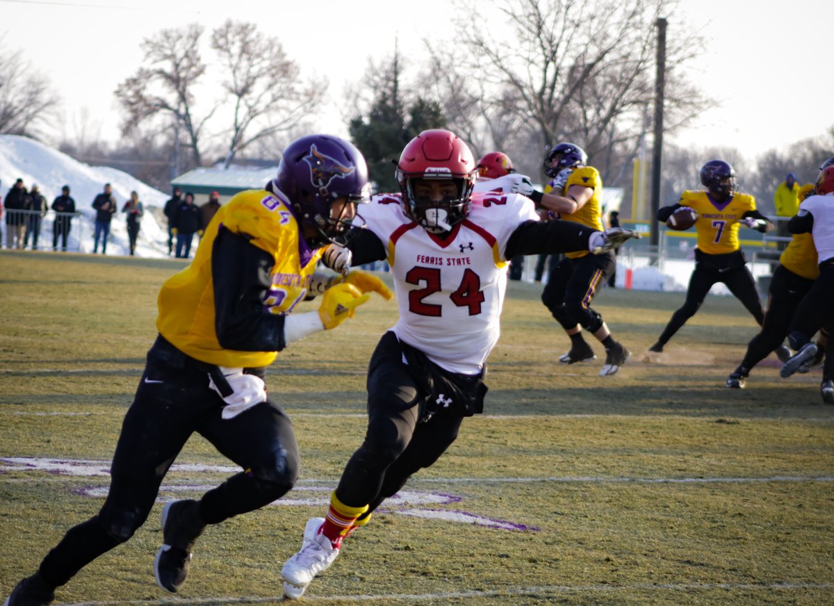 For the first time in school history, Ferris football will play in the NCAA Division II National Championship game! Check out this recap of their Saturday, Dec. 8 victory over the Minnesota State Mavericks. fsutorch.com/2018/12/09/bul…
