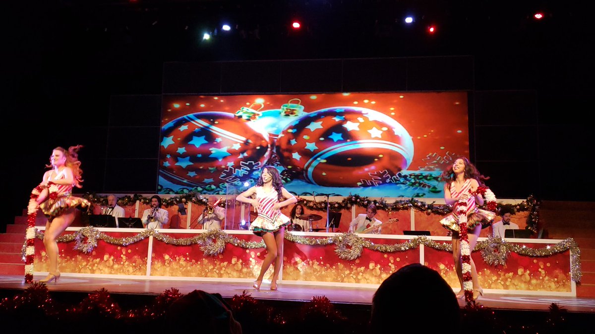acesouthcentral's tweet photo. More from @SF_FiestaTexas' "The Heart of the Holidays" show during ACE #FelizFiesta 2018!
#RideWithACE
#TheACEadvantage
#ACE40th
@aceonlineorg https://t.co/8a2TkXPNzv