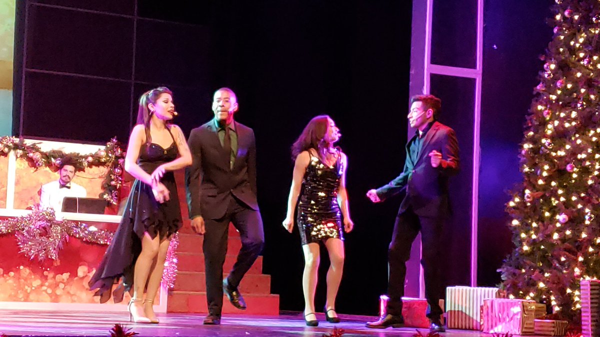 acesouthcentral's tweet photo. And more from @SF_FiestaTexas' "The Heart of the Holidays" show during ACE #FelizFiesta 2018!
#RideWithACE
#TheACEadvantage
#ACE40th
@aceonlineorg https://t.co/iz982y0EsV