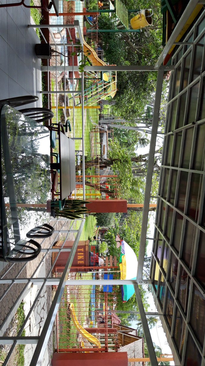 samjeef's tweet image. Playground Buat Keluarga #wonderfulindonesia #pesonaindonesia #pariwisatakuningan (@ Resto Salsabila Sangkanhurip in Cilimus, Jawa Barat) swarmapp.com/c/hgfzHvRaKrm